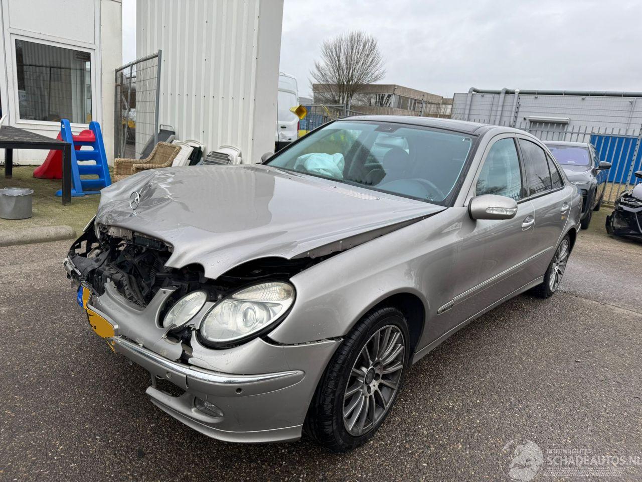 Mercedes E-klasse 240 AUTOMAAT Avantgarde