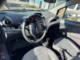 Chevrolet Spark 1.0 16V L picture 8