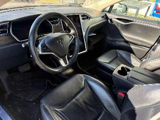 Tesla Model S 85D Base picture 8