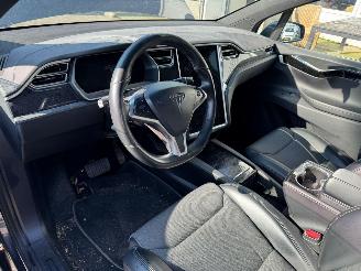 Tesla Model X 75D Base picture 8