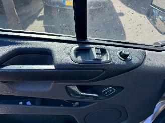 Ford Transit Connect 280 2.0 TDCI L1H1 Trend DC picture 15