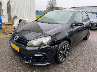 damaged passenger cars Volkswagen Golf 1.2 AUTOMAAT TSI Highline BlueMotion 2010/11