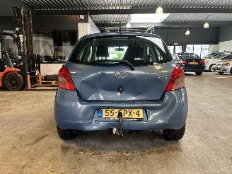 Toyota Yaris 1.3 VVTi Luna picture 4