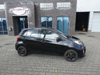 damaged passenger cars Kia Picanto 1.0 CVVT ComfortLine 2016/2