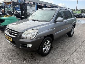 Unfallwagen Kia Sportage 2.0 CVVT 104KW Clima Executive 2006/1