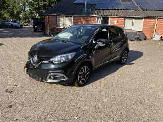 Unfallwagen Renault Captur 0.9 dynimc 2015/4