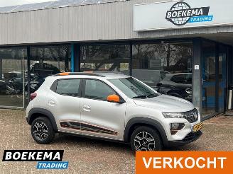 skadebil auto Dacia Spring Comfort Plus (Orange Pack) 27 kWh Leder Clima Navi Cruise 2021/12