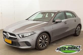 Unfallwagen Mercedes A-klasse A180 Automaat Digi Dash Camera Navi Clima Business Solution 2022/7