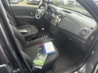 Schadeauto Dacia Logan 0.9 TCe Laureate 2017/7