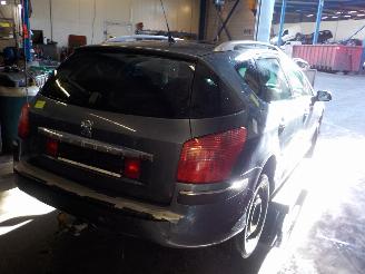 Peugeot 407 407 SW (6E) Combi 2.0 16V (EW10A(RFJ)) [103kW]  (08-2005/12-2010) picture 4