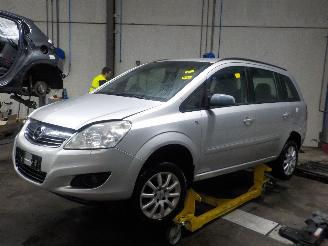 skadebil auto Opel Zafira Zafira (M75) MPV 1.8 16V Ecotec (Z18XER(Euro 4)) [103kW]  (07-2005/04-=
2015) 2008/1