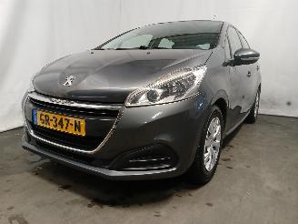 skadebil auto Peugeot 208 208 I (CA/CC/CK/CL) Hatchback 1.2 Vti 12V PureTech 82 (EB2F(HMZ)) [60k=
W]  (03-2012/12-2019) 2015/7