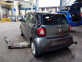 Smart Forfour Forfour (453) Hatchback 5-drs 1.0 12V (M281.920) [52kW]  (07-2014/...)= picture 4