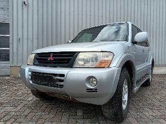 Avarii autoturisme Mitsubishi Pajero Pajero Hardtop (V6/7) Terreinwagen 3.2 DI-D 16V (4M41) [118kW]  (04-20=
00/12-2006) 2004/4