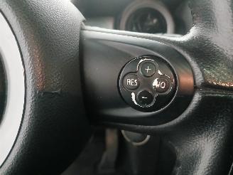 Mini Mini Mini (R56) Hatchback 1.6 16V Cooper (N16-B16A) [90kW]  (09-2009/11-201=
3) picture 15