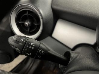 Mini Mini Mini (R56) Hatchback 1.4 16V One (N12-B14A) [70kW]  (11-2006/03-2010) picture 14