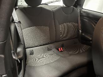 Mini Mini Mini (R56) Hatchback 1.4 16V One (N12-B14A) [70kW]  (11-2006/03-2010) picture 10