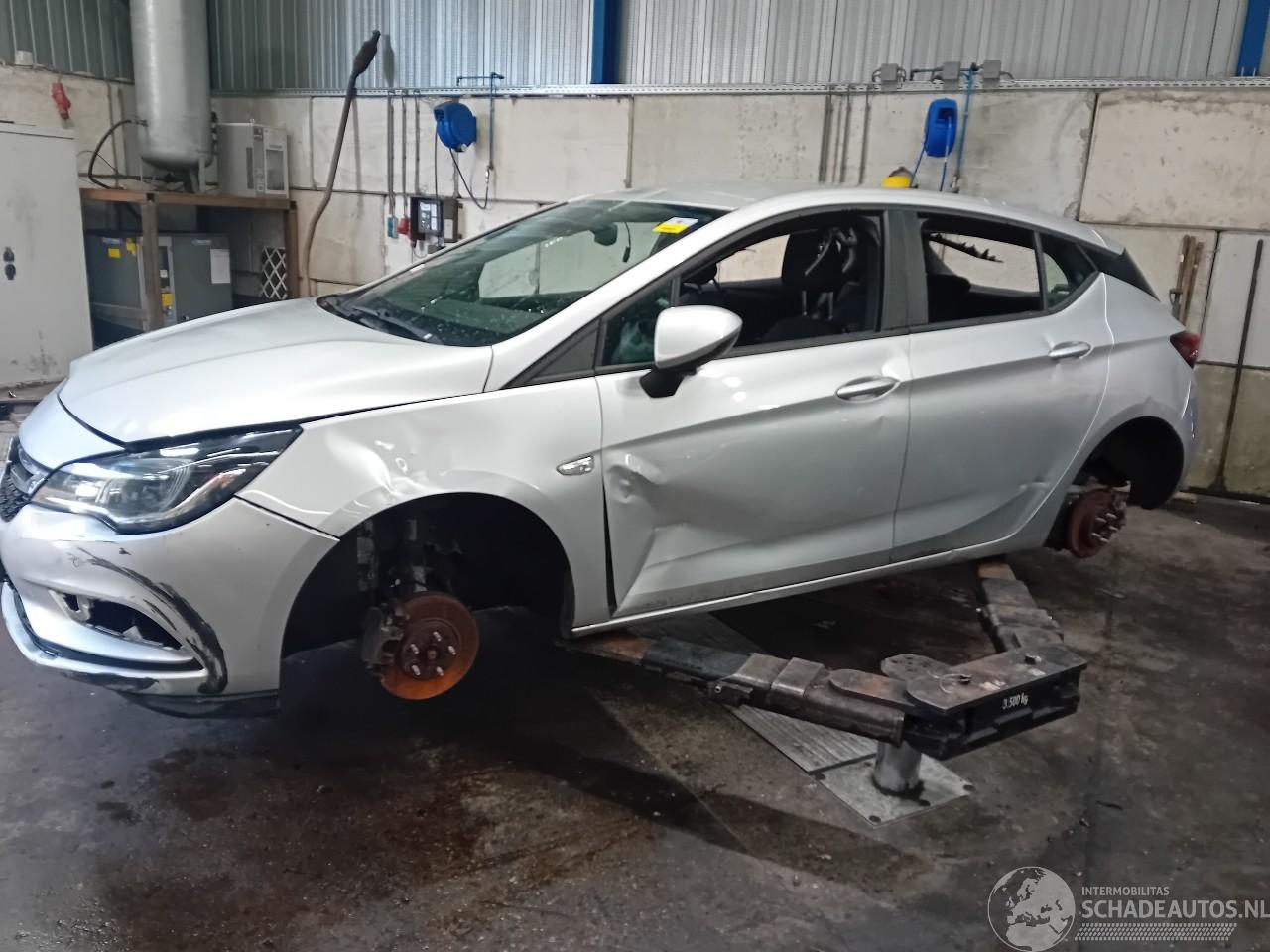 Opel Astra Astra K Hatchback 5-drs 1.6 CDTI 110 16V (B16DTU) [81kW]  (06-2015/12-=
2022)