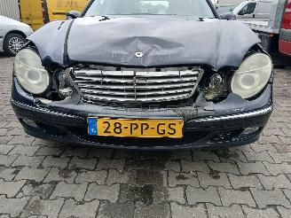 Mercedes E-klasse E Combi (S211) Combi 1.8 E-200 K 16V (M271.941) [120kW]  (03-2003/07-2=
009) picture 19