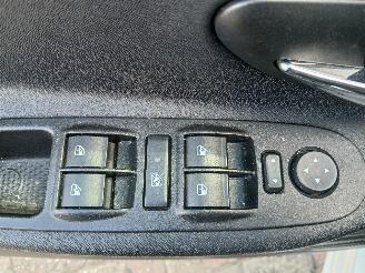 Lancia Ypsilon Ypsilon (312) Hatchback 0.9 TwinAir 85 (312.A.2000(Euro 5)) [63kW]  (0=
5-2011/...) picture 13