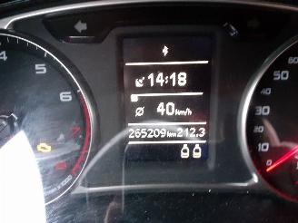 Audi A1 A1 (8X1/8XK) Hatchback 3-drs 1.2 TFSI (CBZA) [63kW]  (05-2010/04-2015)= picture 2