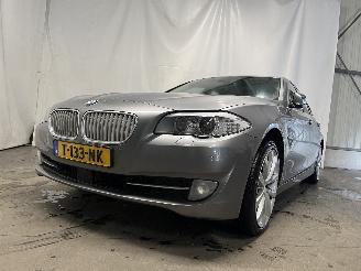 Vaurioauto  passenger cars BMW 5-serie 5 serie (F10) Sedan 550i V8 32V TwinPower Turbo (N63-B44A) [300kW]  (0=
3-2010/06-2013) 2010/6