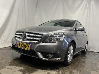 Avarii autoturisme Mercedes B-klasse B (W246) Hatchback 1.6 B-180 BlueEFFICIENCY Turbo 16V (M270.910) [90kW=
]  (11-2011/12-2018) 2012/9