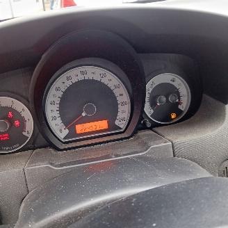 Kia Cee d Cee'd Sporty Wagon (EDF) Combi 1.4 16V (G4FA) [80kW]  (09-2007/12-2012=
) picture 2