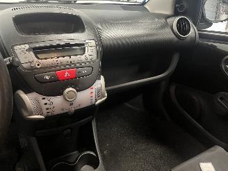 Citroën C1 C1 Hatchback 1.0 12V (384F(CFA)) [50kW]  (06-2005/09-2014) picture 19