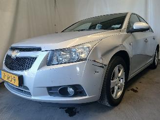 skadebil auto Chevrolet Cruze Cruze (300) Sedan 1.8 16V VVT (F18D4(Euro 5)) [104kW]  (05-2009/12-201=
5) 2009/8