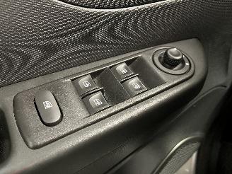 Renault Captur Captur (2R) SUV 0.9 Energy TCE 12V (H4B-408(H4B-B4)) [66kW]  (06-2013/=
=2E..) picture 17