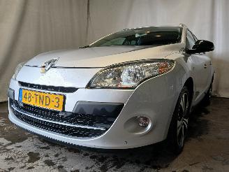 uszkodzony samochody osobowe Renault Mégane Megane III Grandtour (KZ) Combi 5-drs 1.4 16V TCe 130 (H4J-700(H4J-A7)=
) [96kW]  (05-2009/02-2016) 2012/3