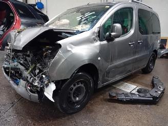 Uttjänta bilar auto Peugeot Partner Partner Tepee (7A/B/C/D/E/F/G/J/P/S) MPV 1.6 16V Phase 1 (TU5JP4(NFU))=
 [80kW]  (04-2008/02-2012) 2009/7