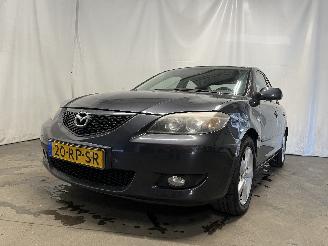 Vaurioauto  passenger cars Mazda  3 (BK12) Sedan 2.0i 16V (LFN7) [110kW]  (10-2003/12-2009) 2006/6
