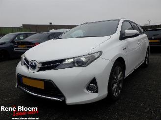 uszkodzony samochody osobowe Toyota Auris 1.8 Hybrid Touring Sports 2013/8
