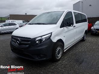 krockskadad bil bedrijf Mercedes Vito Tourer 109 Blue TEC Base Extra Long 9-persoons 2019/4