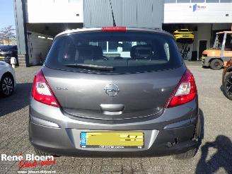 Opel Corsa 1.4-16V 5drs Airco picture 3