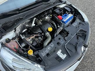 Renault Clio Gereserveerd Estate 1.5 dCi 90pk Eco Night&Day - nap - navi - camera - nw distr.riem bij 286dkm - 4x nw michelin picture 73