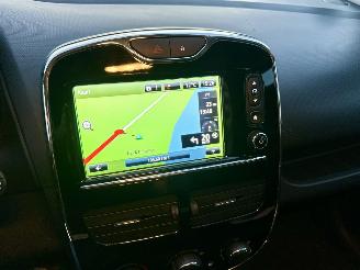 Renault Clio Gereserveerd Estate 1.5 dCi 90pk Eco Night&Day - nap - navi - camera - nw distr.riem bij 286dkm - 4x nw michelin picture 17