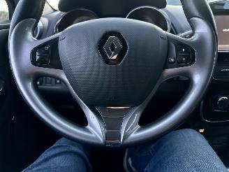 Renault Clio Gereserveerd Estate 1.5 dCi 90pk Eco Night&Day - nap - navi - camera - nw distr.riem bij 286dkm - 4x nw michelin picture 67