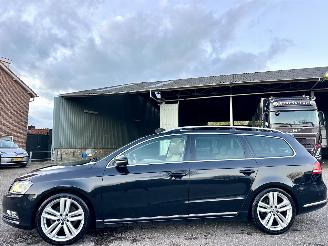 skadebil auto Volkswagen Passat 2.0 TDI 140pk aut Highl Exe Ed - pano - stoelverw v+a - dvd in hoofdsteunen - standkachel 2013/3