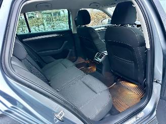 Skoda Superb 2.0 TDI 150pk 6-bak euro.6 Style Bus - nap - navi - camera - front + side + park assist - keyless entry + start picture 59