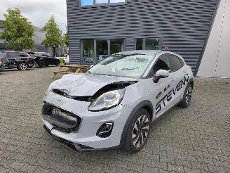 skadebil auto Ford Puma TITANIUM / NAVI / STOELVERW / 30 DKM 2023/10