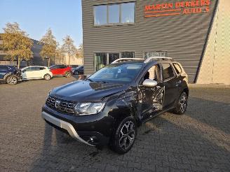 Vaurioauto  passenger cars Dacia Duster  2021/6