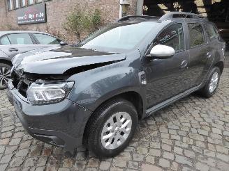 krockskadad bil auto Dacia Duster Expression 2024/6