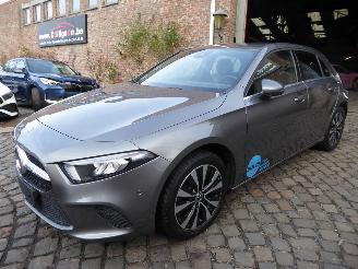 skadebil auto Mercedes A-klasse 250 e 2022/3