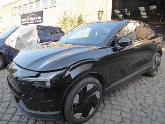 uszkodzony samochody osobowe Volvo EX30 Plus 2WD Pure Electric 2024/4