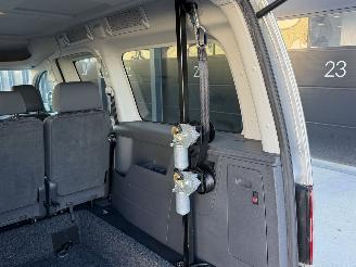 Volkswagen Caddy maxi 1.6 TDI 5-PERS ROLSTOELAUTO Caddy Rolstoel picture 8