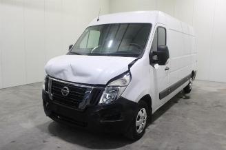 Vaurioauto  passenger cars Nissan Nv400  2025/5