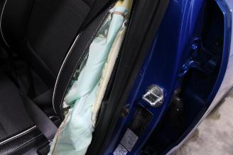 Kia Stonic  picture 21